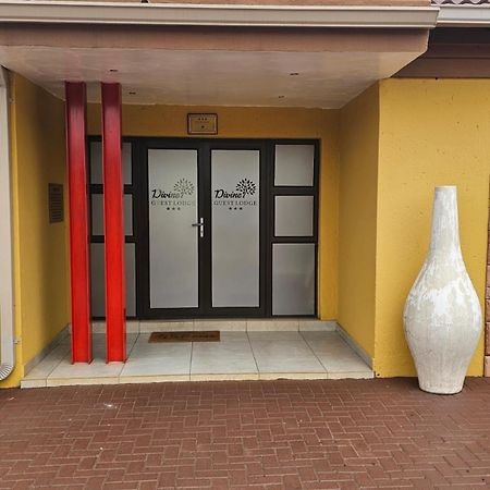 Divine Guest Lodge Rustenburg Exterior foto
